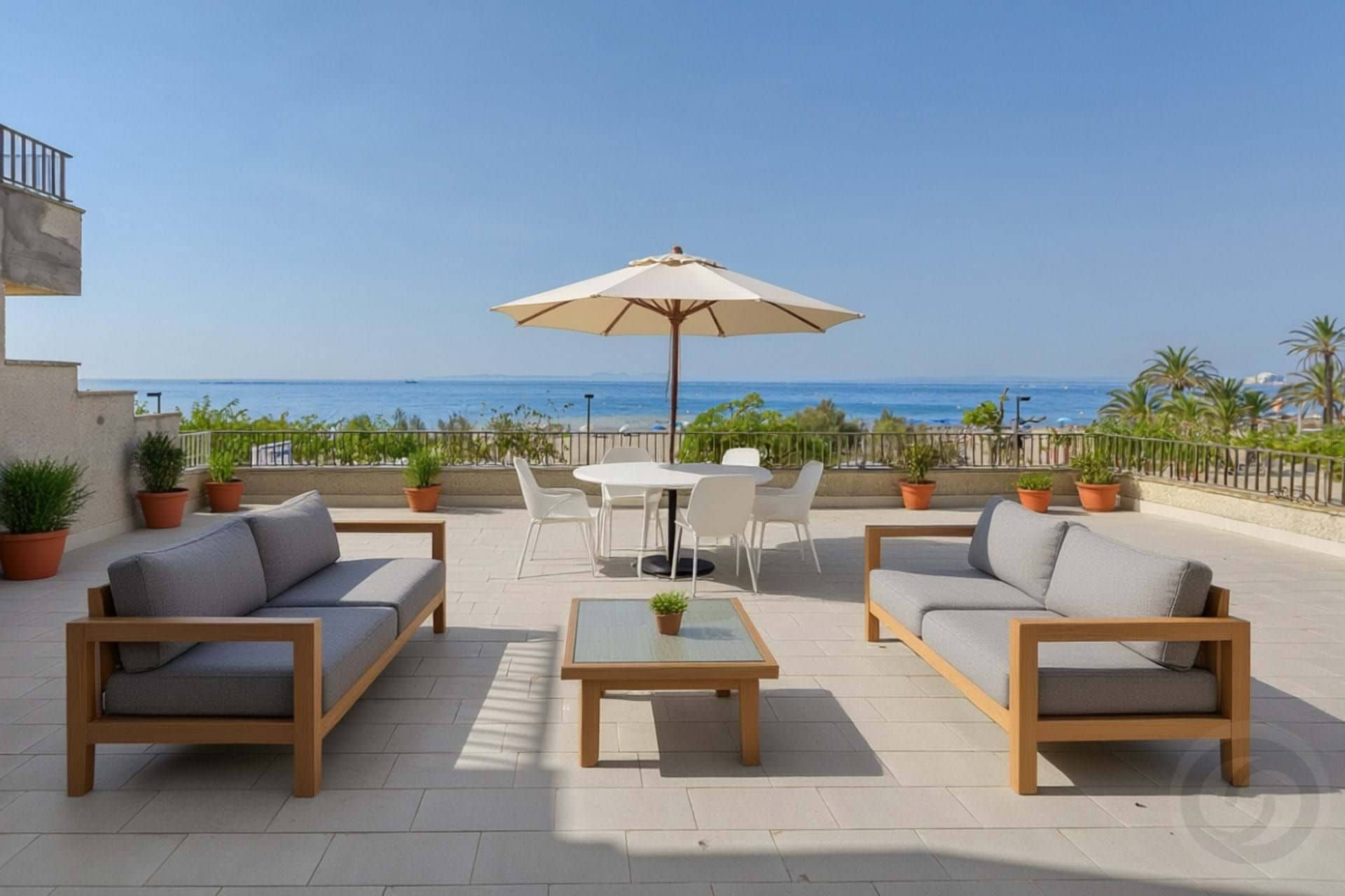 Apartamento en primera línea de playa en Roses