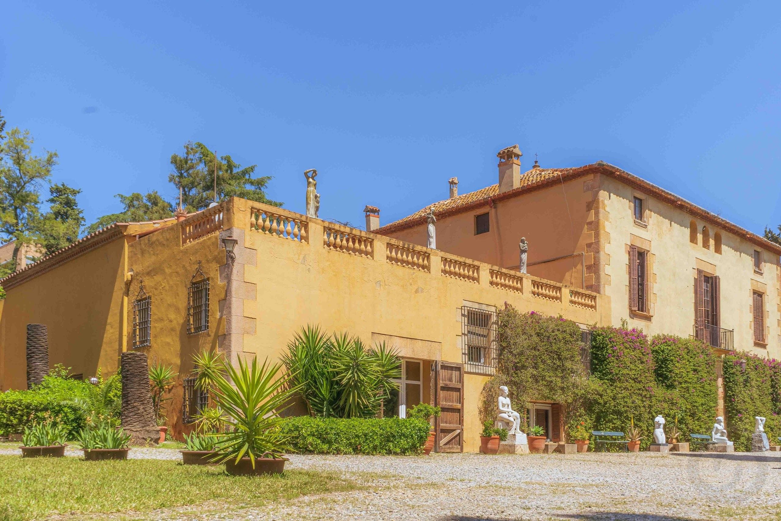 Maison de campagne exclusive avec jardin privé à Esplugues de Llobregat