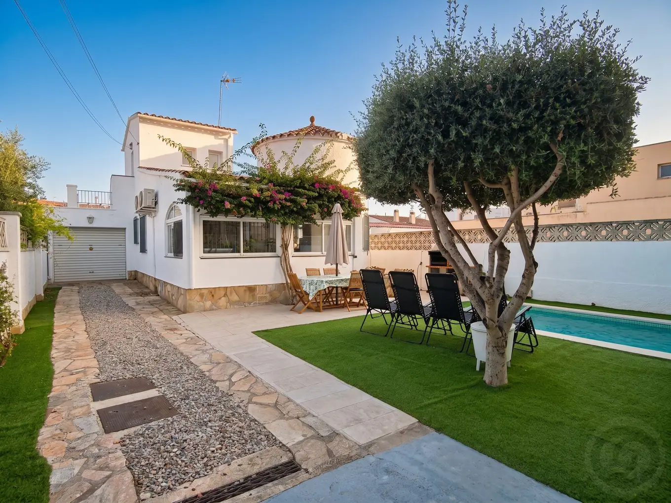 Maison individuelle à Empuriabrava avec piscine et permis touristique