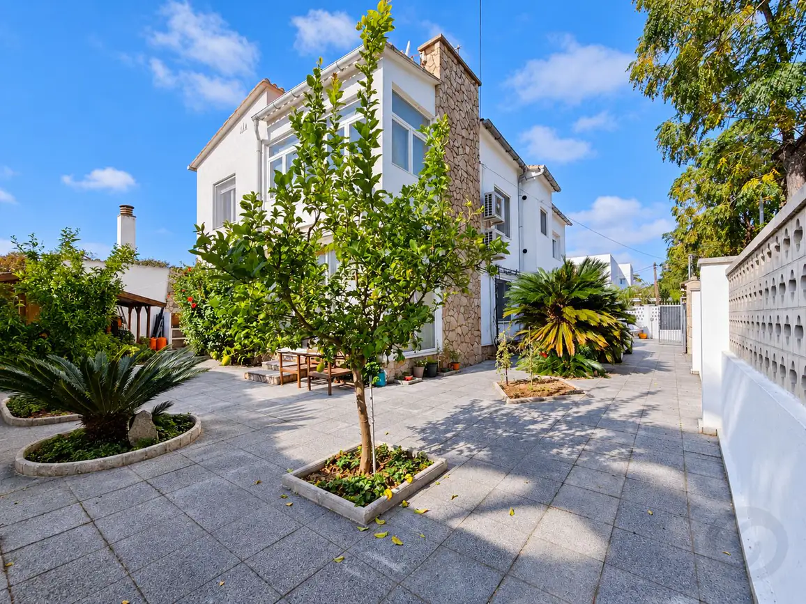 Pavillon · Empuriabrava